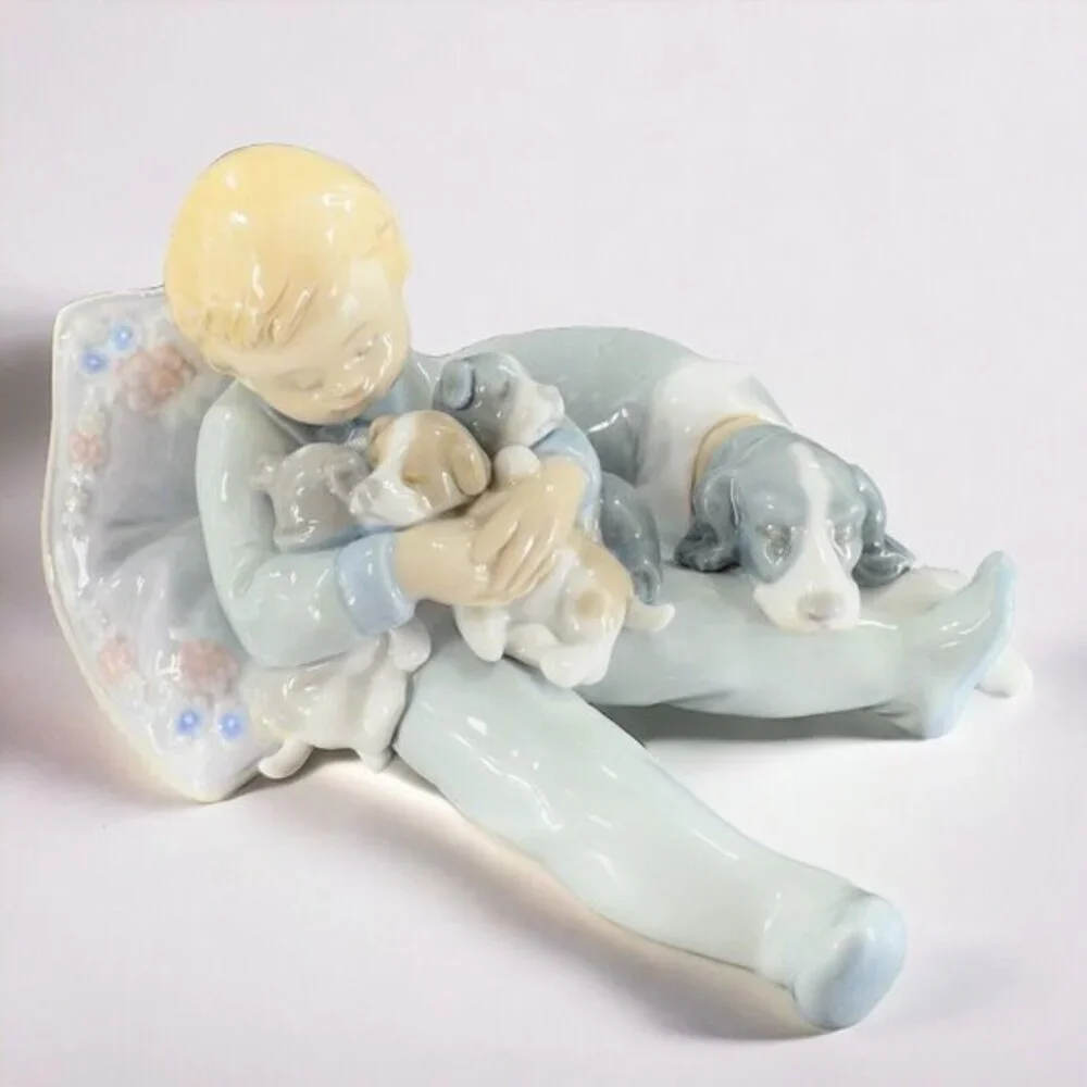 Lladro Sweet Dreams Boy Sleeping with Puppies‎ Glossy Porcelain Figurine Vintage